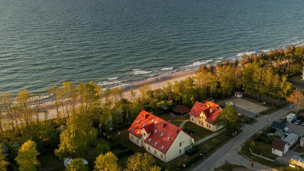 萨比诺瓦 Nad Brzegiem Baltyku酒店 外观 照片